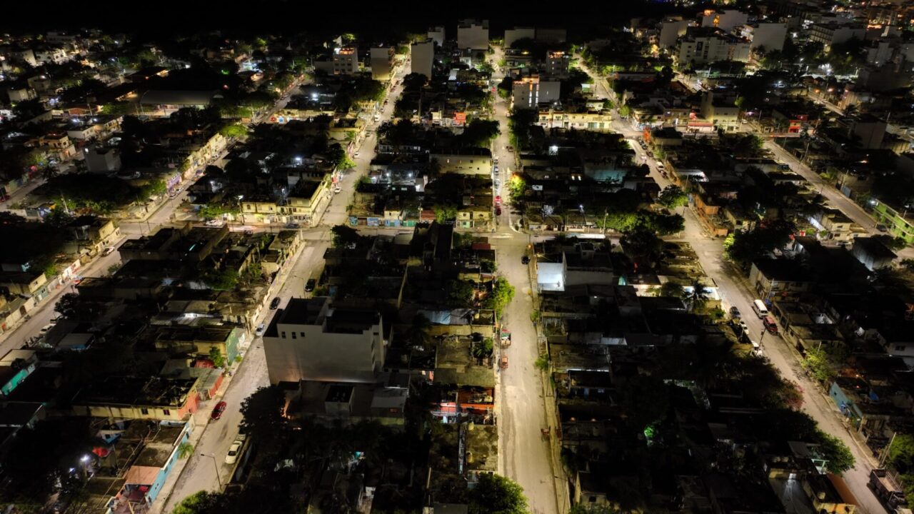 Ene Playa Del Carmen Trafficlight De M Xico