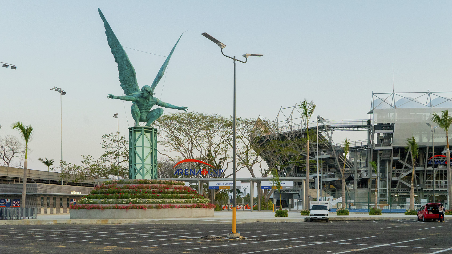 Arena GNP alumbrado sustentable