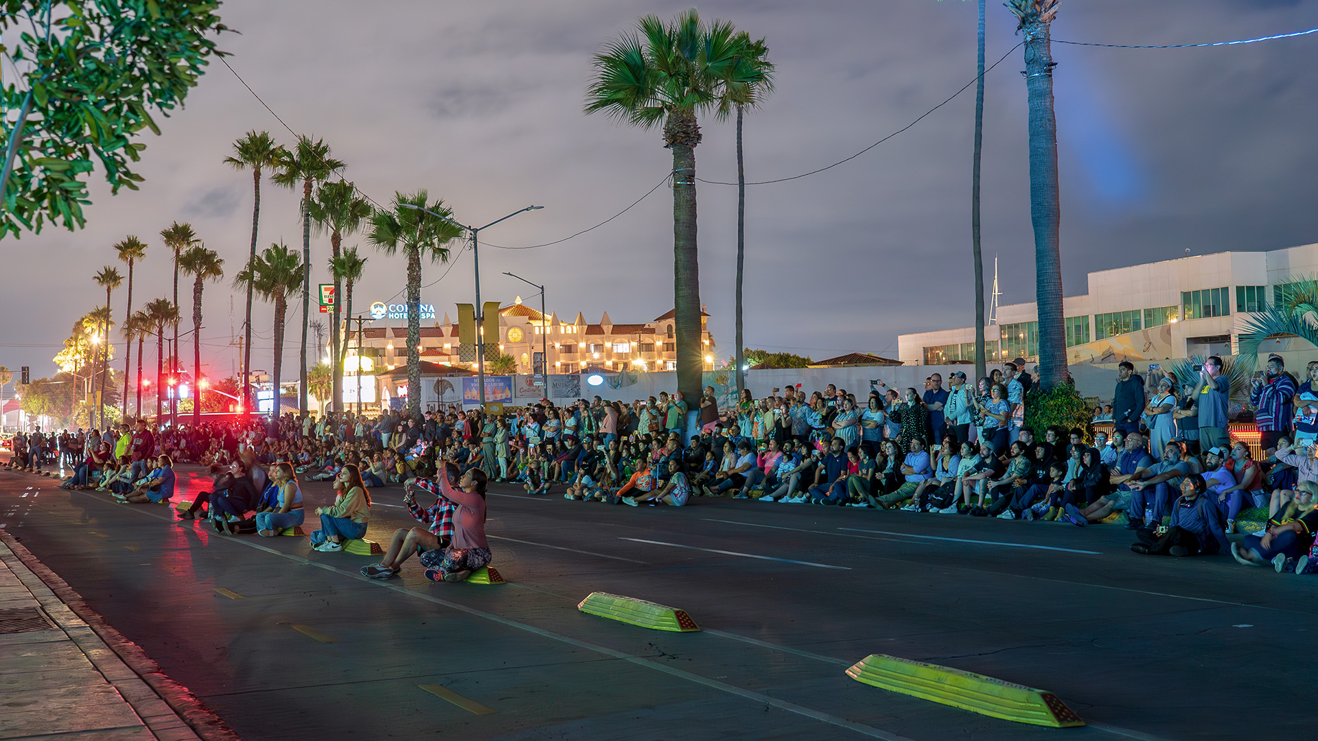 Adornos de Temporada Ensenada Navidad
