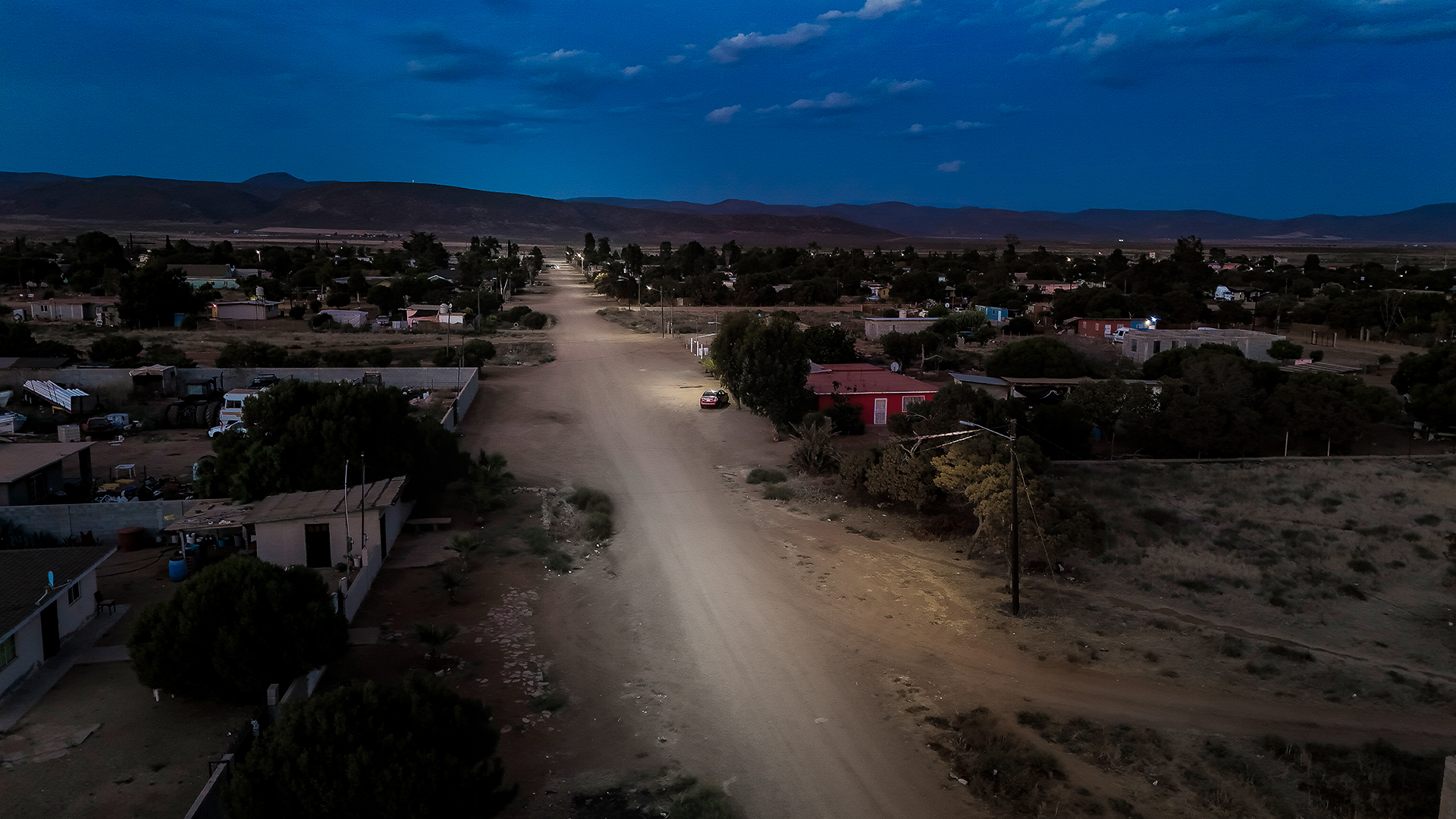 Foto con dron de renovación masiva de alumbrado Público en San Quintín Baja California