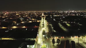 Vista panorámica de alumbrado público en Puebla
