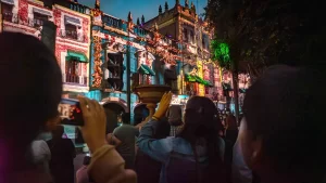 Videomapping en la fachada del palacio nacional del centro histórico de puebla