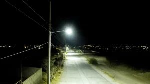 Calle iluminada y segura en Zacatecas